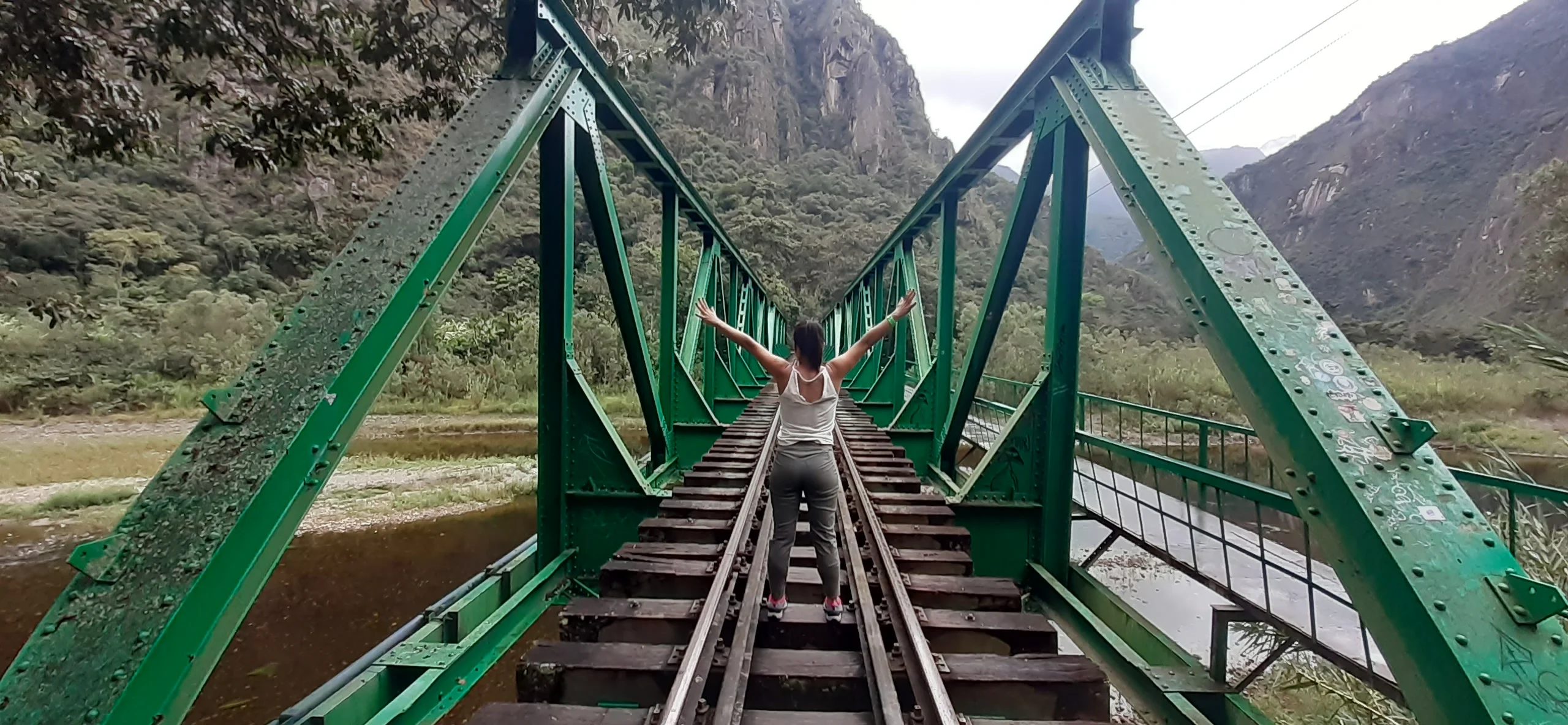 cusco discovery picture machu picchu tour by car; machu picchu en auto